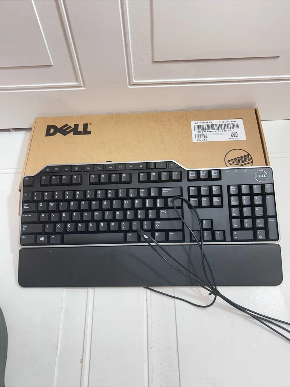 Dell Black Wired Full-Size Keyboard with Palm Rest